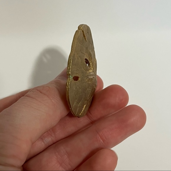 Vintage sand dollar brooch - Picture 4 of 5